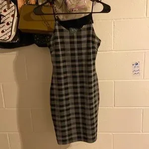 black dresses for petite women Romwe- Plaid Bodycon Dress  Amreki